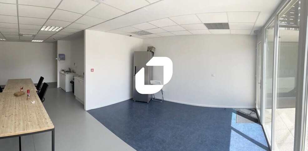 3 Rue Des Docks Rémois, Bétheny à vendre - Photo de l’immeuble – Image 2 sur 4