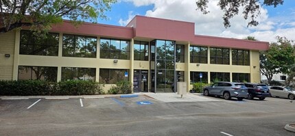 4503 NW 103rd Ave, Sunrise, FL à louer Photo intérieure– Image 1 sur 4
