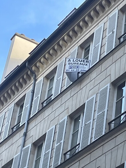 34 Rue Godot De Mauroy, Paris à louer - Photo de l’immeuble – Image 1 sur 1