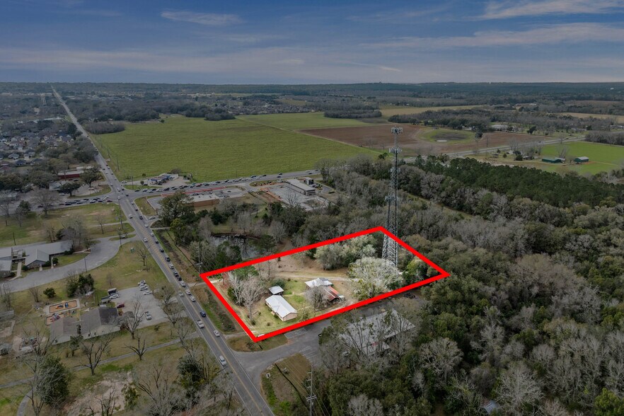 10145 County Road 64, Daphne, AL à vendre - Photo principale – Image 1 sur 11