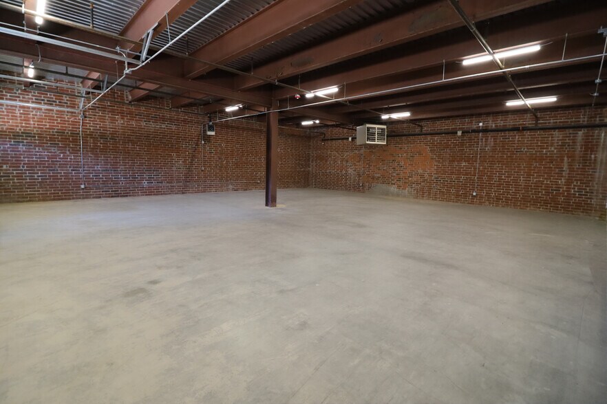 533 N Park Ave, Burlington, NC à louer - Photo intérieure – Image 2 sur 7