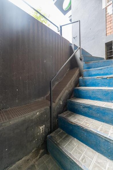 Portefeuille de 2 biens à vendre sur LoopNet.fr - Photo de l’immeuble – Image 2 sur 14