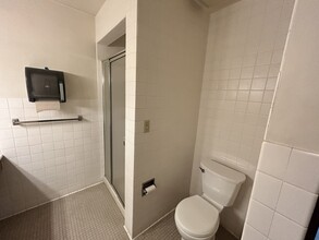 4810 Lilac Dr, Minneapolis, MN à louer Photo intérieure– Image 2 sur 4