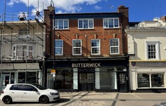 Plus de détails pour 12 Market Pl, Kettering - Local commercial à louer