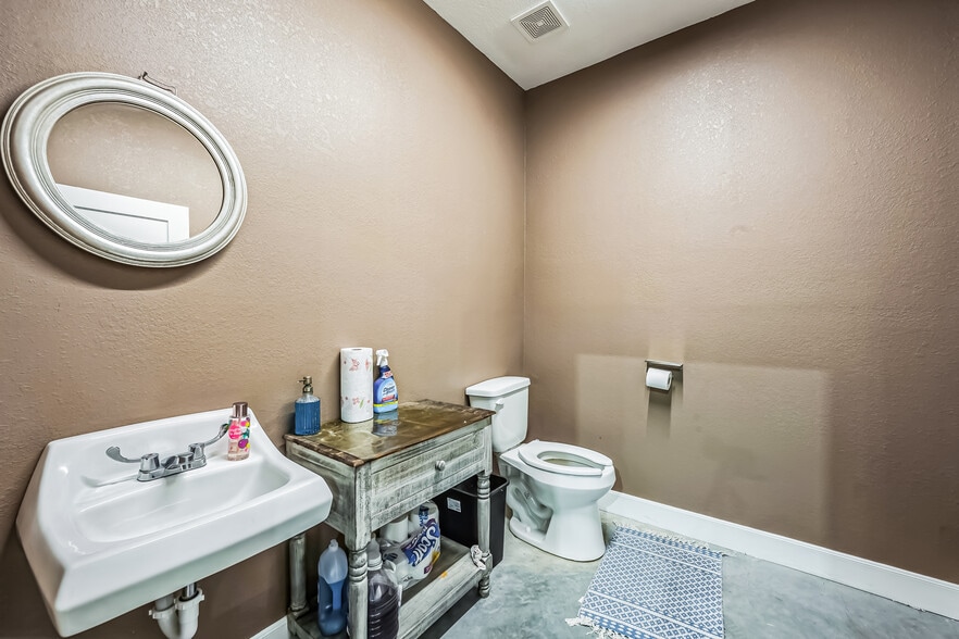 19905 FM 1314 Rd, Porter, TX à vendre - Photo intérieure – Image 2 sur 22