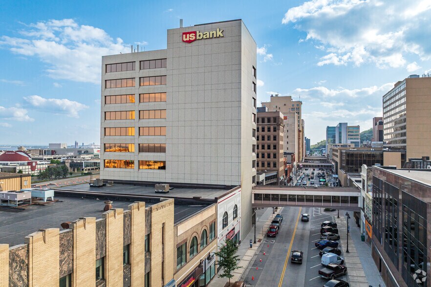 130 W Superior St, Duluth, MN à louer - Photo de l’immeuble – Image 2 sur 5