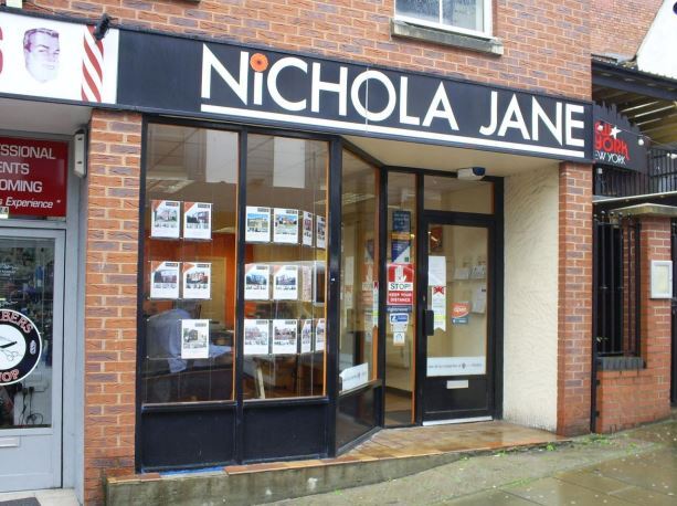 24 Town Hl, Wrexham à louer - Photo de l’immeuble – Image 3 sur 3