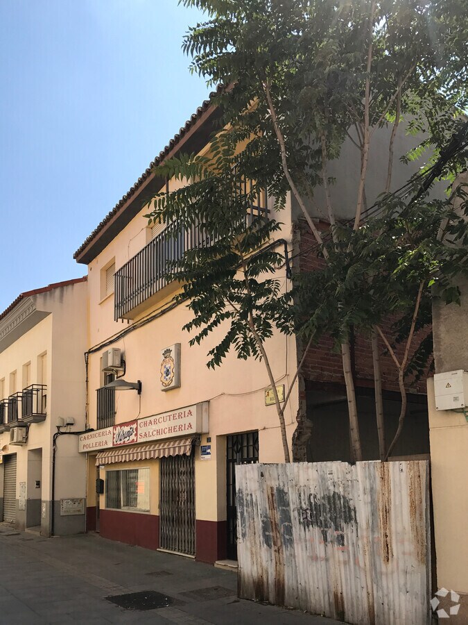View Photo