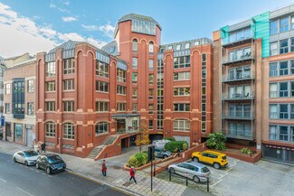 Plus de détails pour 135-137 Redcliff St, Bristol - Bureau à louer