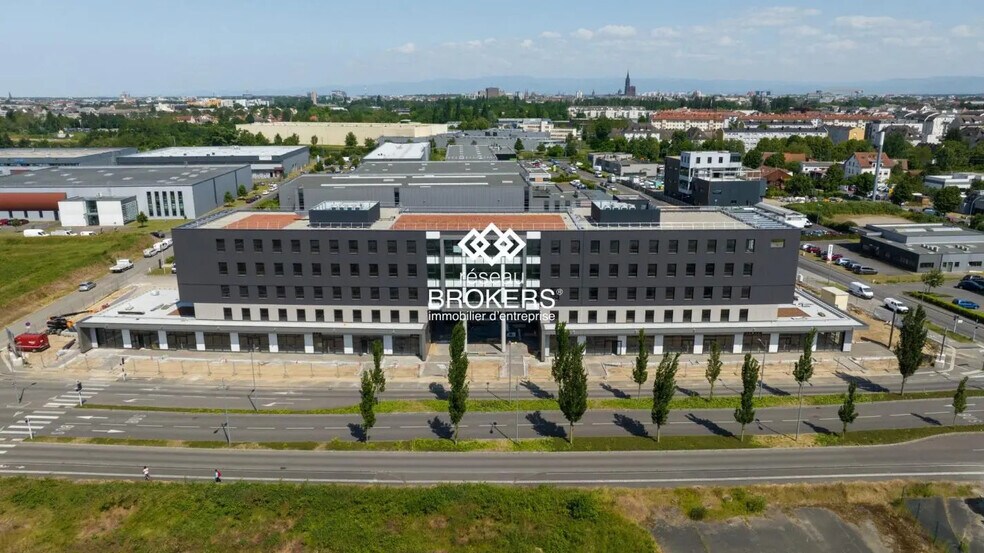 Local commercial dans Strasbourg à louer - Photo de l’immeuble – Image 3 sur 7
