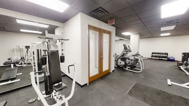 22901 Millcreek Blvd, Highland Hills, OH à vendre - Vidéo sur l’annonce professionnelle – Image 3 sur 33