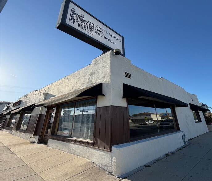 800-810 W 9th St, San Pedro, CA à vendre - Photo principale – Image 1 sur 34