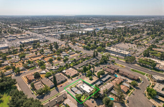 6075 N Poplar Ave, Fresno, CA - Vue aérienne vue de carte