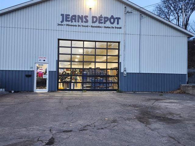 13 St Taché, Rivière-du-Loup, QC à louer Photo principale– Image 1 sur 3