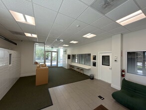 2140 NE 2nd Ave, Miami, FL à louer Photo intérieure– Image 2 sur 14