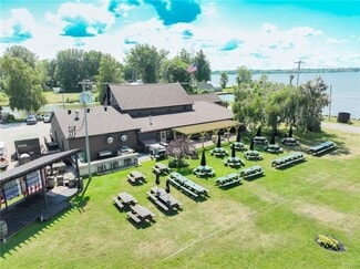 Plus de détails pour 6266 Lakeshore Rd, Verona Beach, NY - Local commercial à vendre