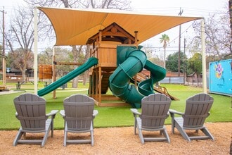 2769 Nacogdoches Rd, San Antonio, TX à louer Photo intérieure– Image 2 sur 8