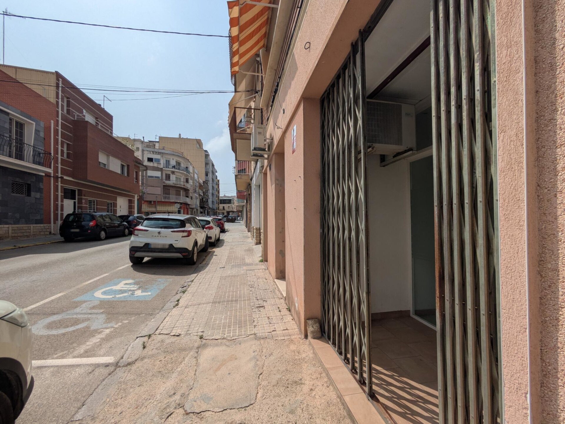 Local commercial dans Amposta, Tarragona à louer Photo intérieure– Image 1 sur 3