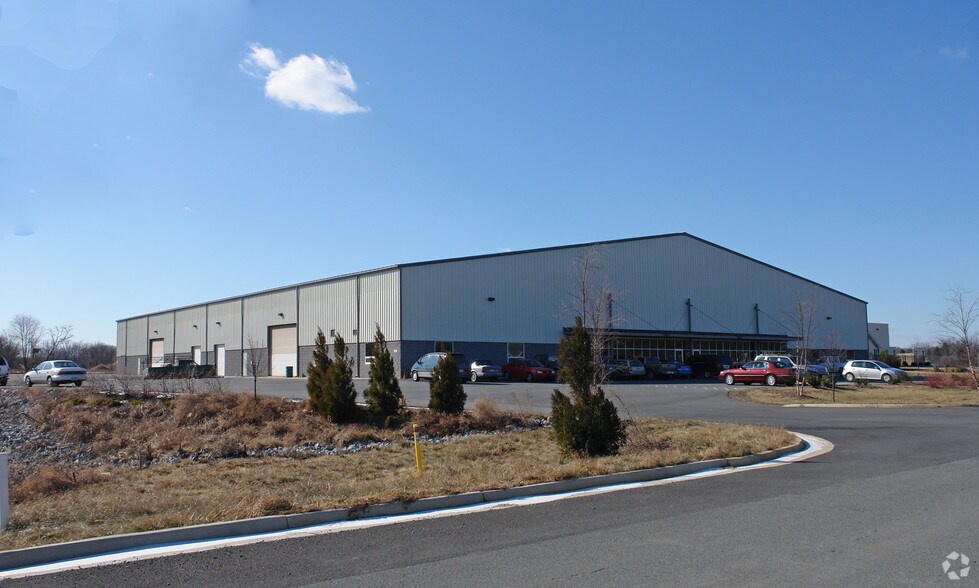 520 Jack Enders Blvd, Berryville, VA à louer - Photo principale – Image 1 sur 22