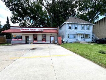 3 Property Portfolio portefeuille de 3 biens à vendre sur LoopNet.fr - Photo de l’immeuble – Image 3 sur 13