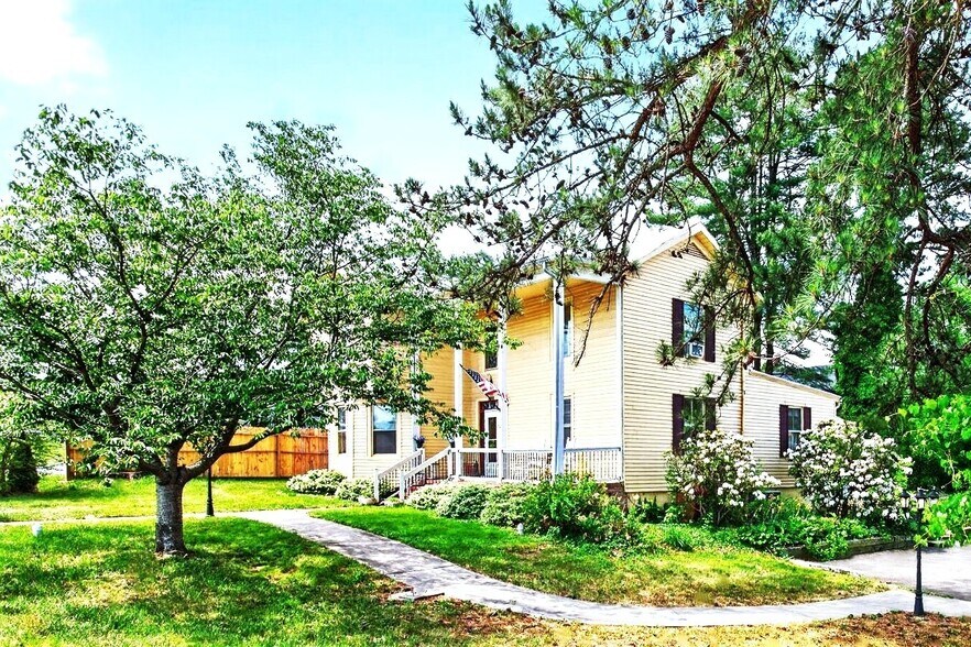 605 Mineral Ave, Mineral, VA à vendre - Photo de l’immeuble – Image 2 sur 25