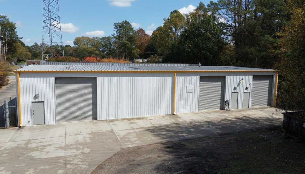 9279 S Main Ct, Jonesboro, GA à vendre - Photo de l’immeuble – Image 3 sur 3