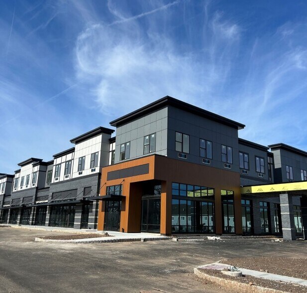 200 Old Tappan Rd, Old Tappan, NJ à louer - Photo de l’immeuble – Image 2 sur 12