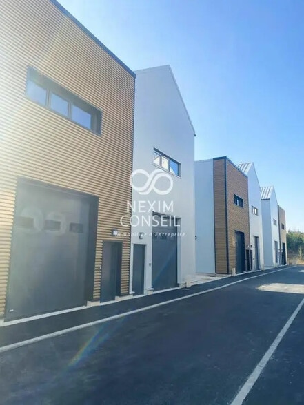 35 Rue Jean Lolive, Bagnolet à louer - Photo de l’immeuble – Image 3 sur 4