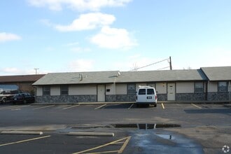 1112 Ulrich Ave, Louisville, KY à louer Photo intérieure– Image 2 sur 2