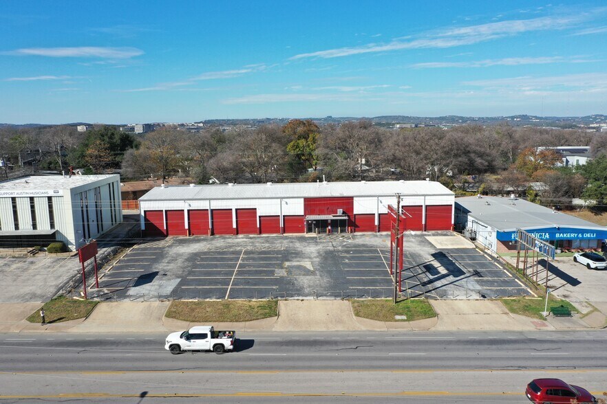3000 S Lamar Blvd, Austin, TX à vendre - Photo principale – Image 1 sur 2