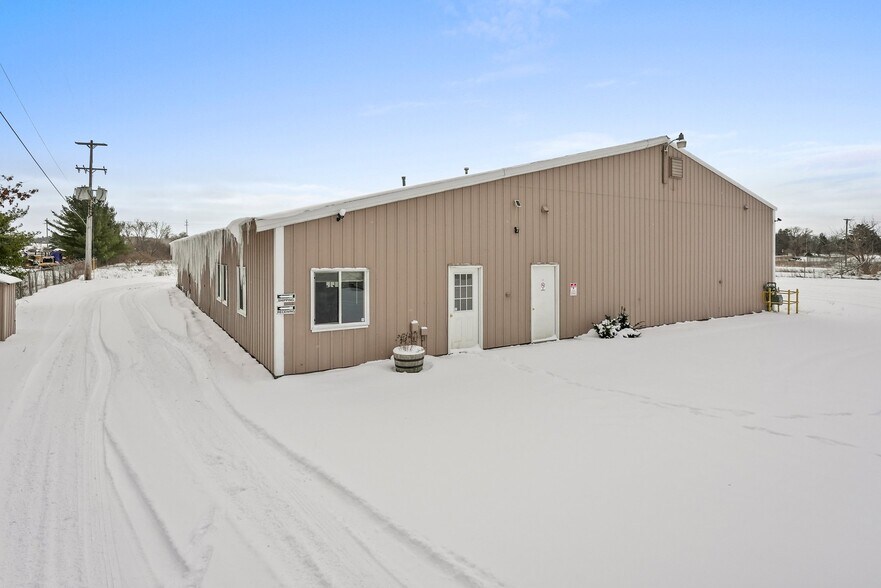 402 Huron St, Grayling, MI à vendre - Photo de l’immeuble – Image 3 sur 23