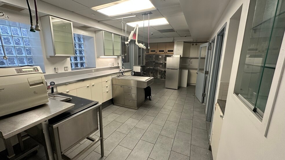 297 W 112th St, New York, NY à louer - Photo de l’immeuble – Image 2 sur 13