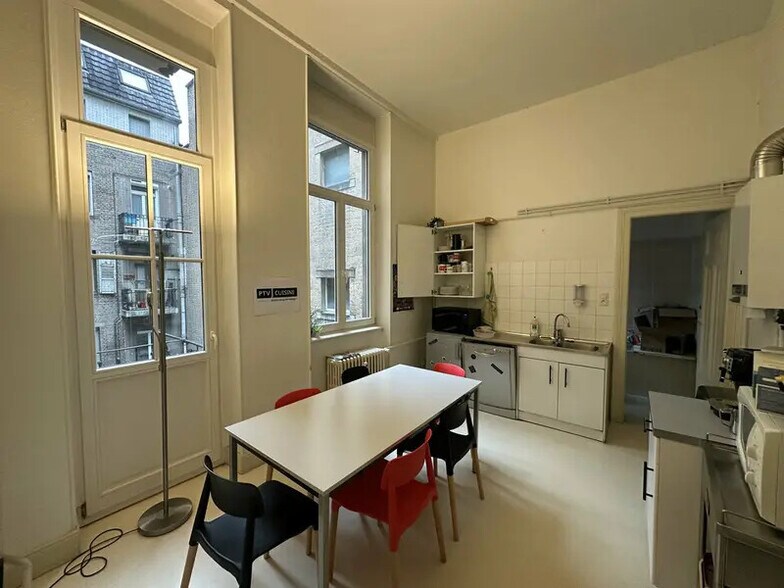 Bureau dans Strasbourg à louer - Photo intérieure – Image 3 sur 6