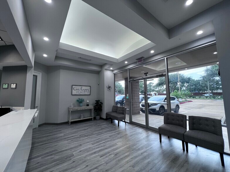10730 Barker Cypress Rd, Cypress, TX à louer - Photo de l’immeuble – Image 2 sur 12