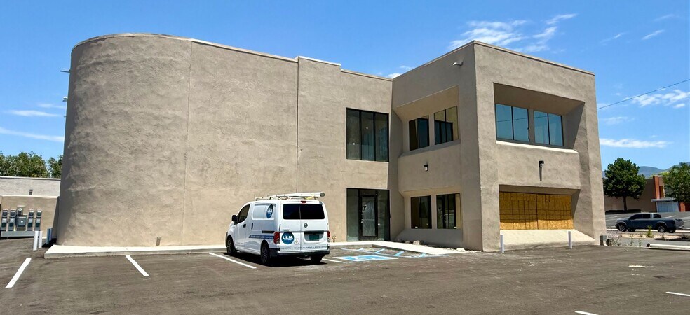 3801 Eubank Blvd NE, Albuquerque, NM à vendre - Photo de l’immeuble – Image 2 sur 10