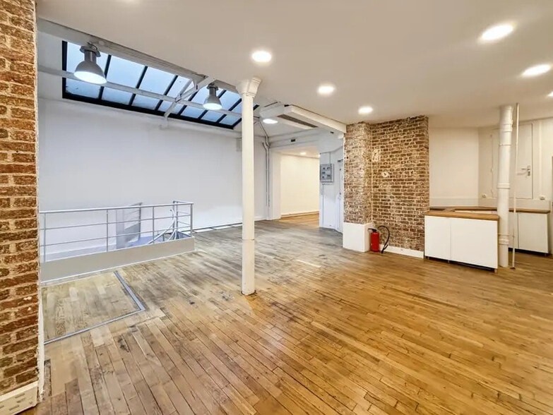 Bureau dans Paris à louer - Photo de l’immeuble – Image 3 sur 8