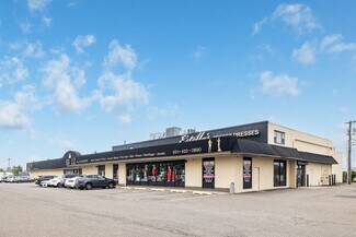 Plus de détails pour 1600 Broadhollow Rd, Farmingdale, NY - Industriel/Logistique à vendre