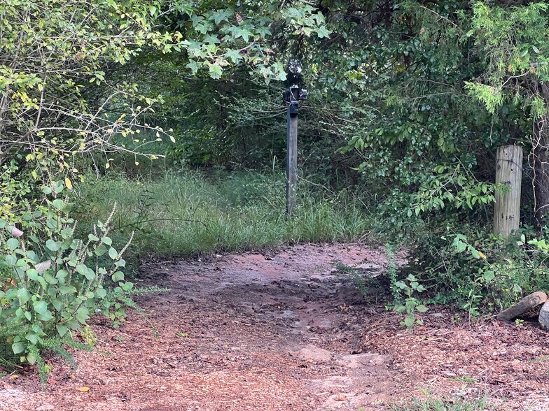 470 Rolling Hills Road, Dacula, GA à vendre - Photo de l’immeuble – Image 2 sur 2
