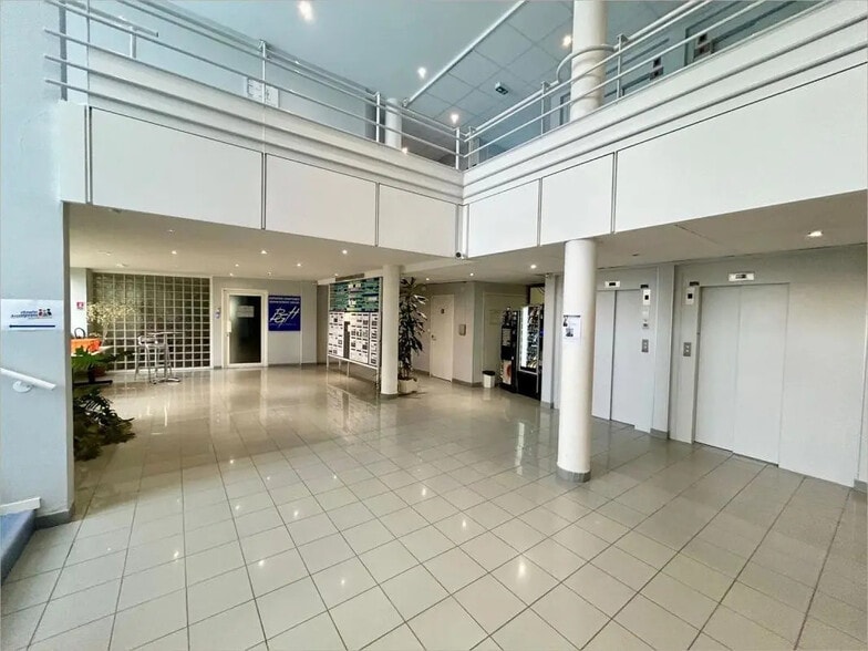 2 Impasse Michel Labrousse, Toulouse à louer - Hall d’entrée – Image 2 sur 13