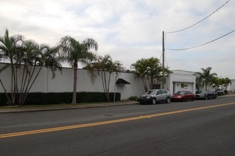 1304 Old Okeechobee Rd, West Palm Beach, FL à louer Photo principale– Image 1 sur 9