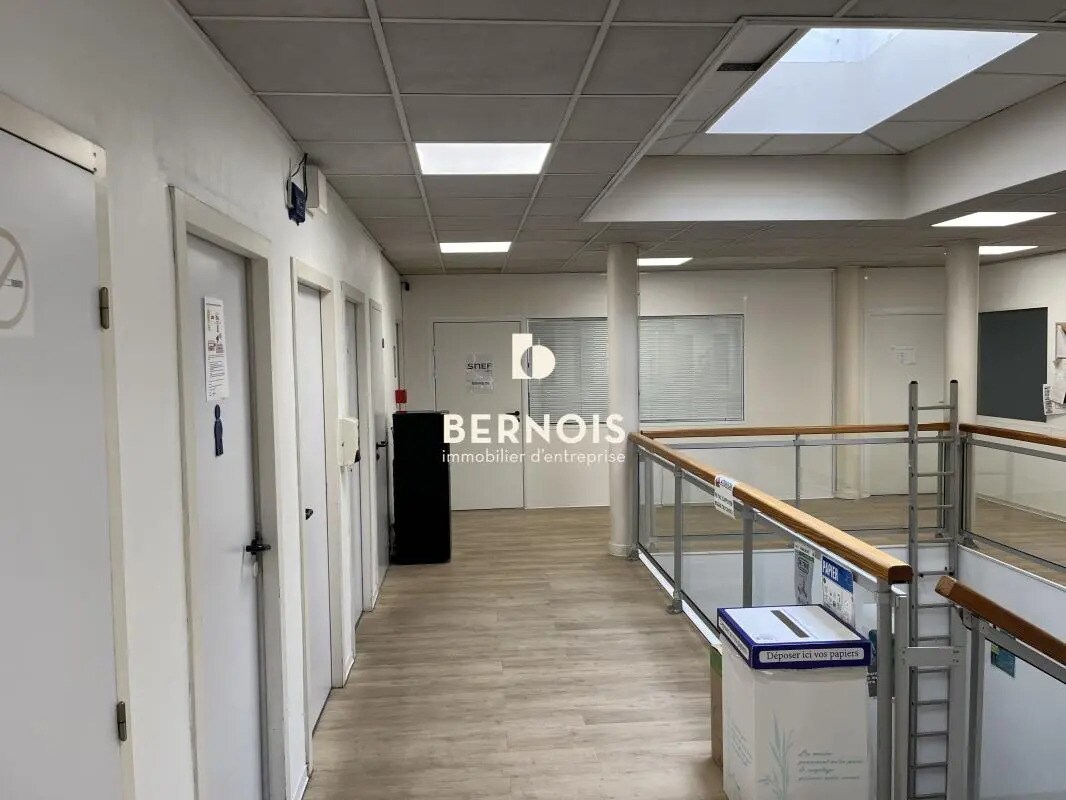 Bureau dans La Seyne-sur-Mer à vendre Photo de l’immeuble– Image 1 sur 6