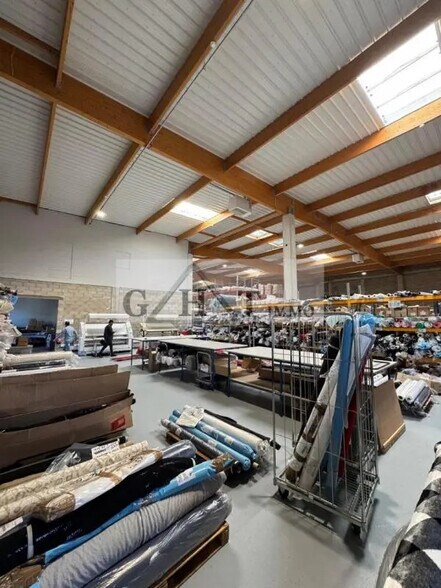 Bureau dans Gonesse à louer - Photo de l’immeuble – Image 2 sur 7