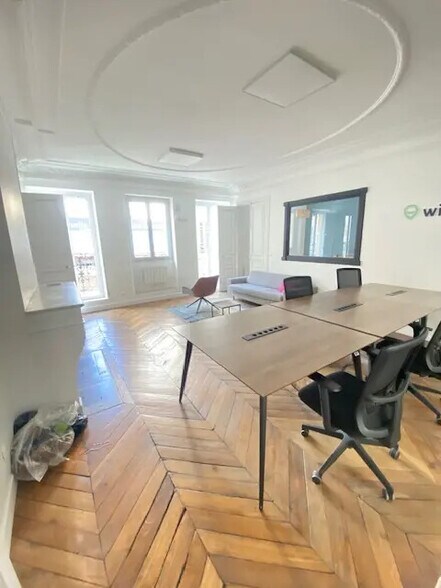 Bureau dans Paris à louer - Photo de l’immeuble – Image 3 sur 8