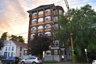 Plus de détails pour 99 Oak St, Binghamton, NY - Logement à vendre