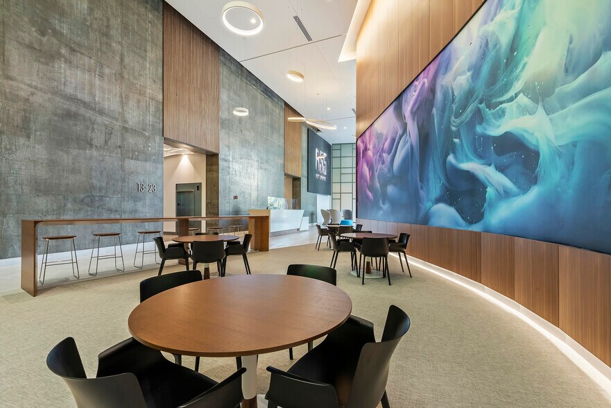 655 W Broadway, San Diego, CA à louer - Photo intérieure – Image 3 sur 15