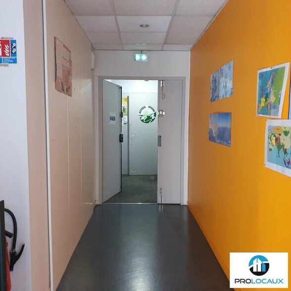 Bureau dans Grenoble à louer - Photo intérieure – Image 2 sur 10