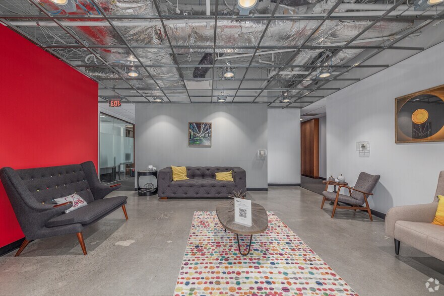 2929 Arch St, Philadelphia, PA à louer - Hall d’entrée – Image 3 sur 19