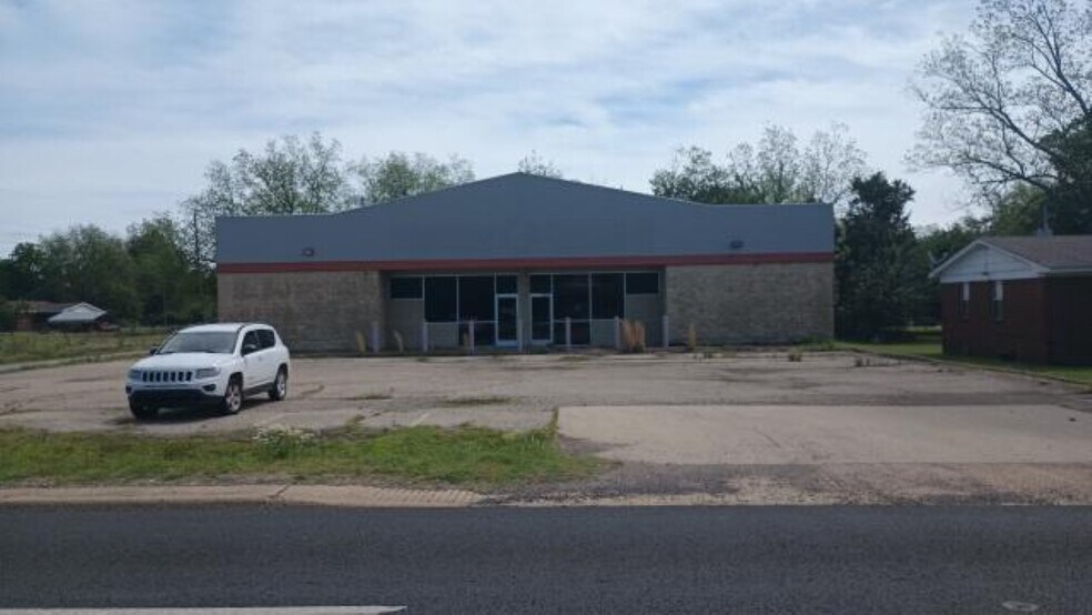 820 N Main St, Brinkley, AR à vendre - Photo de l’immeuble – Image 1 sur 65