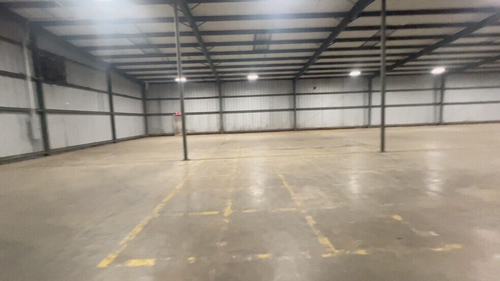 3160 Mcfarland Blvd, Northport, AL à louer - Vidéo sur l’annonce professionnelle – Image 2 sur 23
