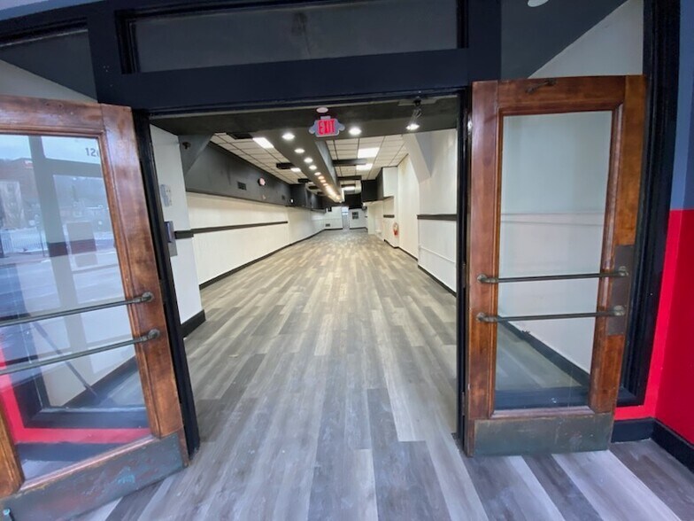 126 E Lincoln Hwy, Coatesville, PA à vendre - Photo intérieure – Image 3 sur 11